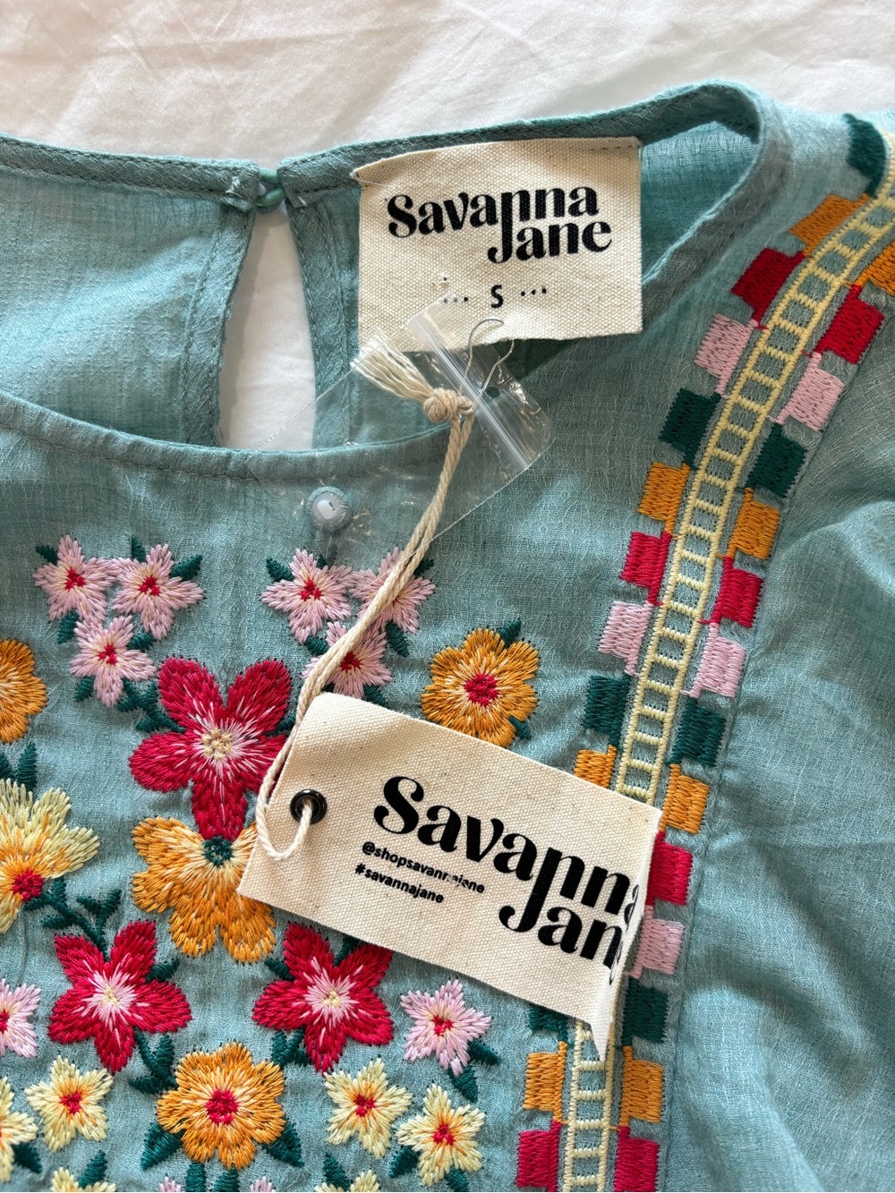 SAVANNA JANE Sz S Embroidered Floral Boho Top Teal Blue Green Ruffles NWT - Picture 5 of 7
